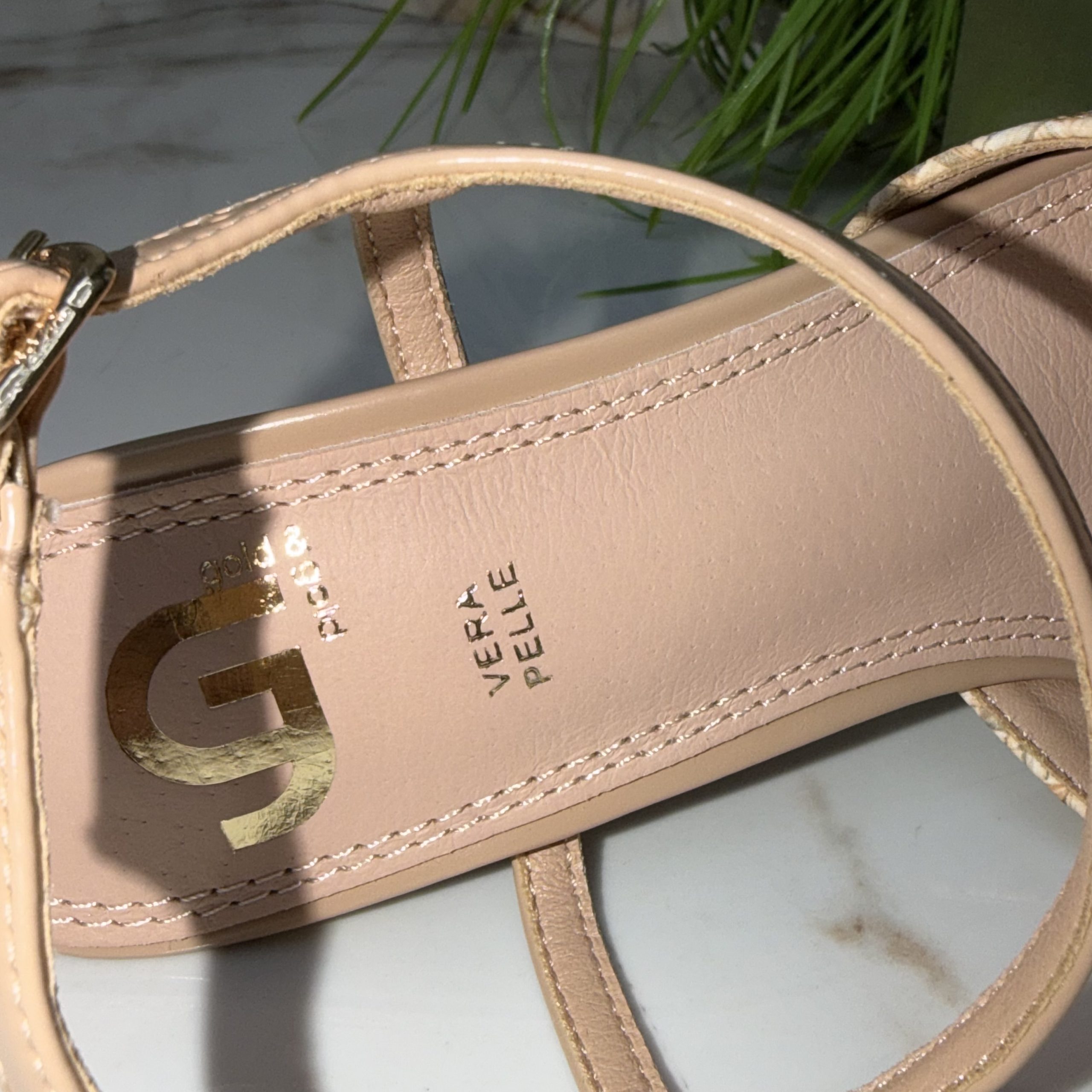 Gold&Gold Décolleté Slingback Intrecciata Beige con Fiore Applicato - immagine 5